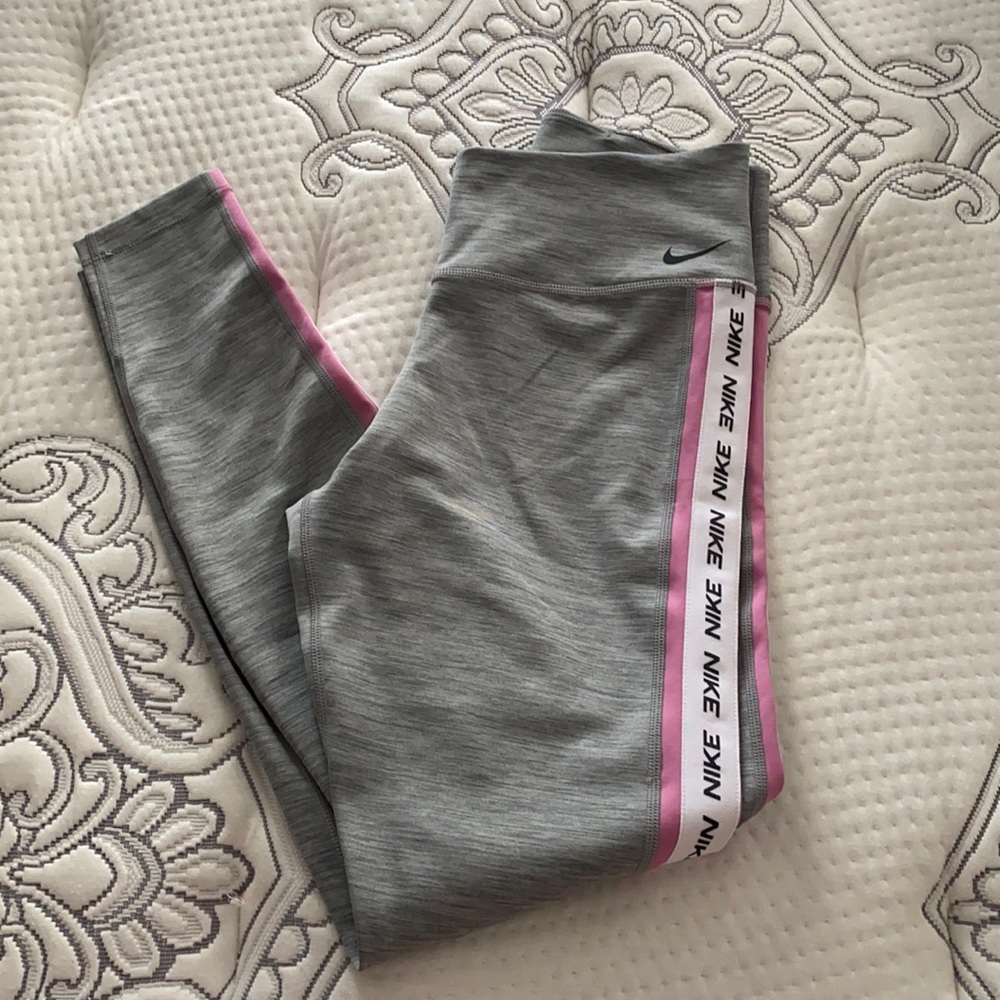Nike leggings